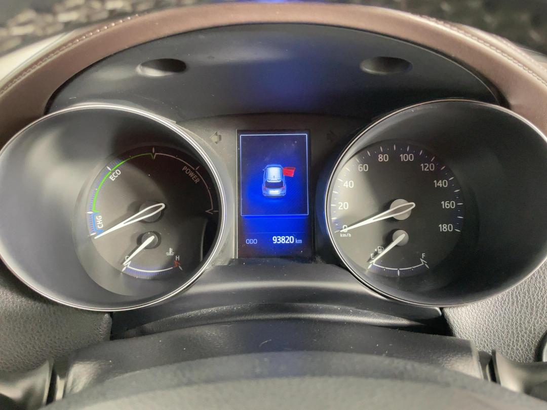 Photo '21' of Toyota C-HR