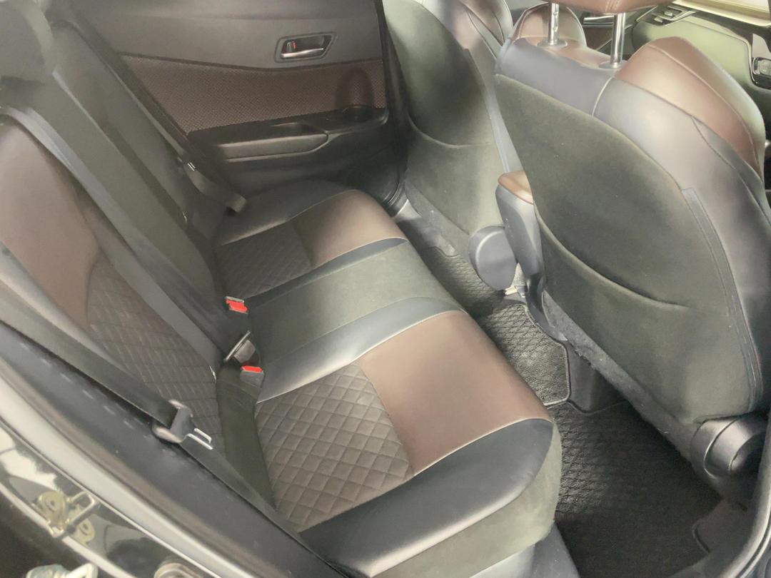 Photo '20' of Toyota C-HR