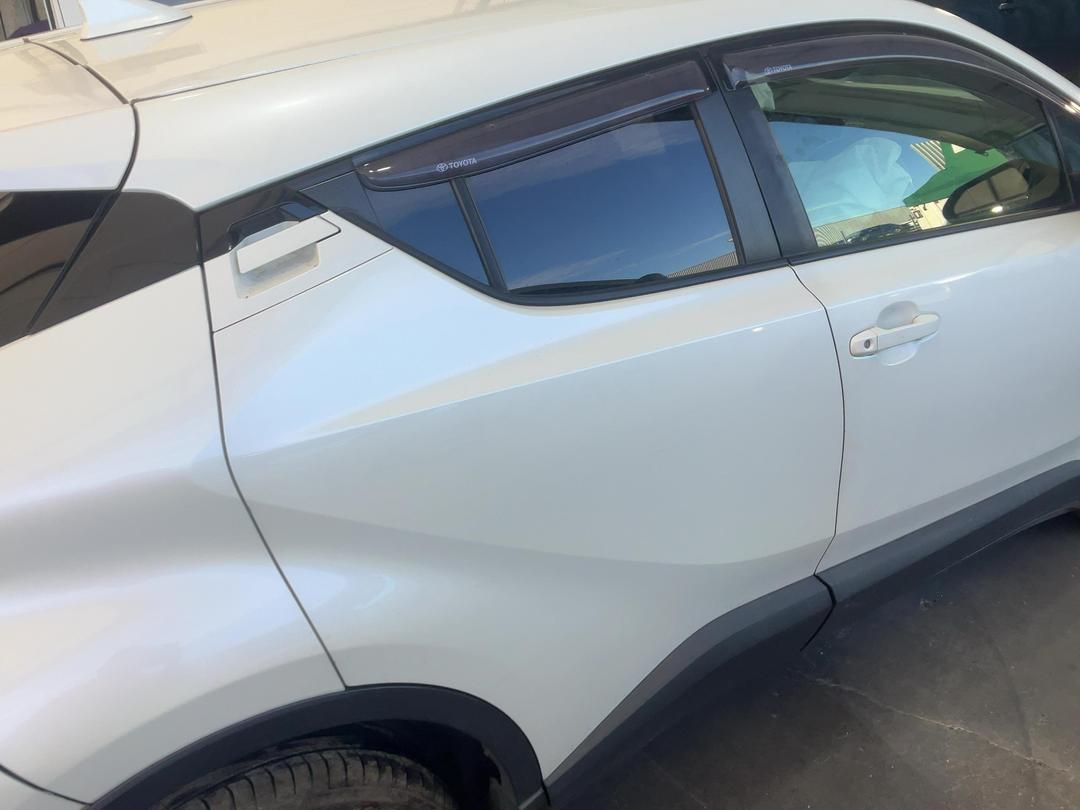 Photo '14' of Toyota C-HR Photo '14' of Toyota C-HR