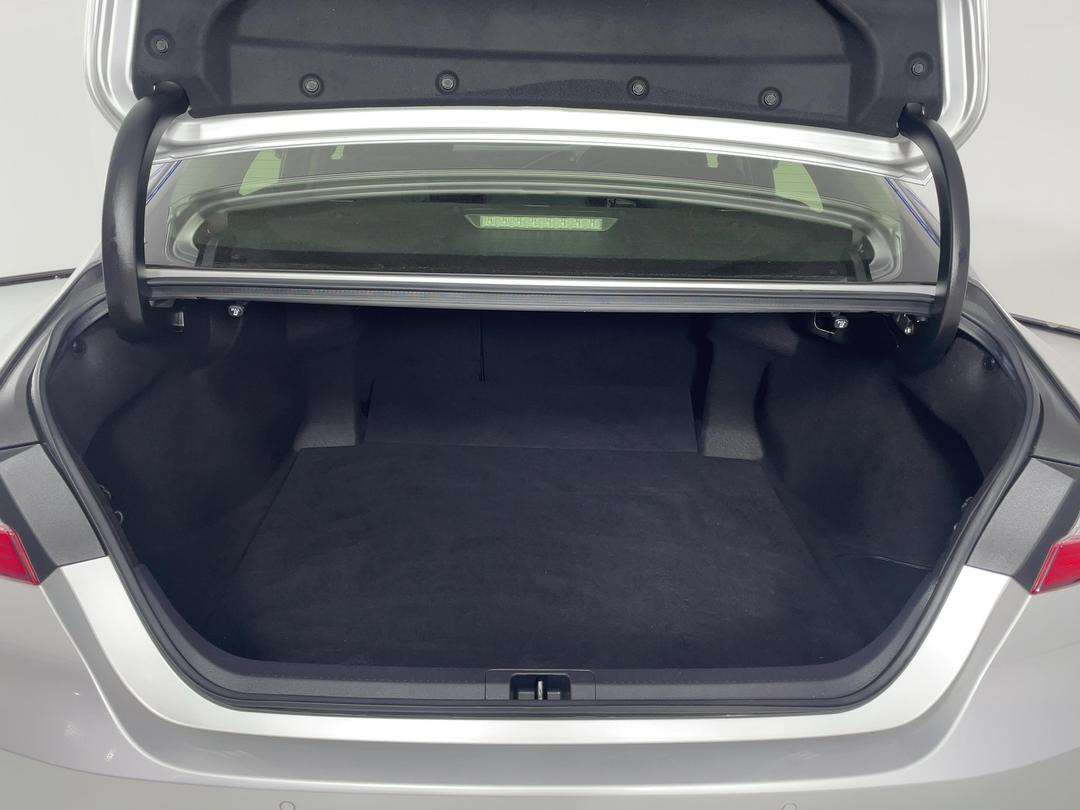 Photo '14' of Toyota Camry
