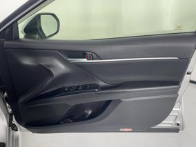 Photo '15' of Toyota Camry