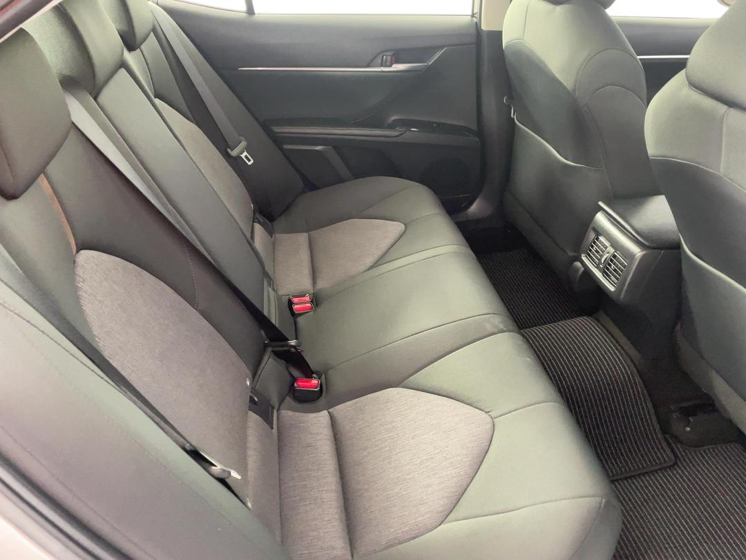 Photo '20' of Toyota Camry