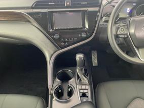 Photo '18' of Toyota Camry