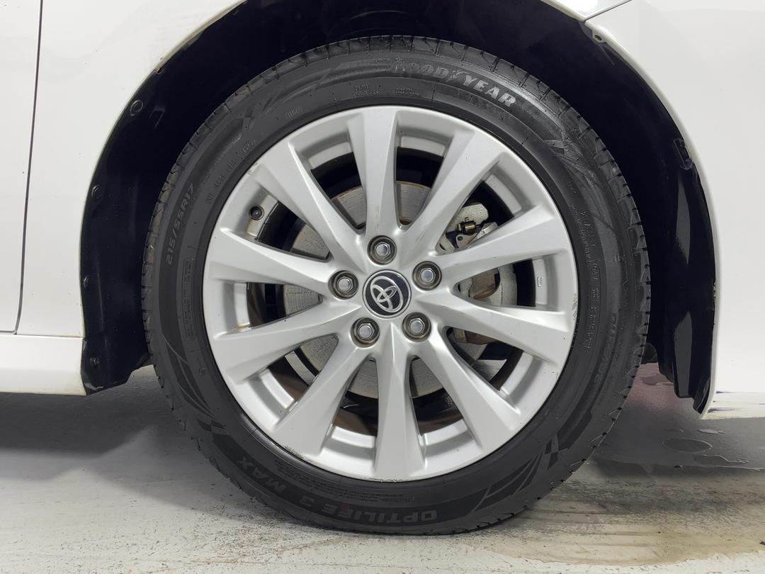 Photo '9' of Toyota Camry