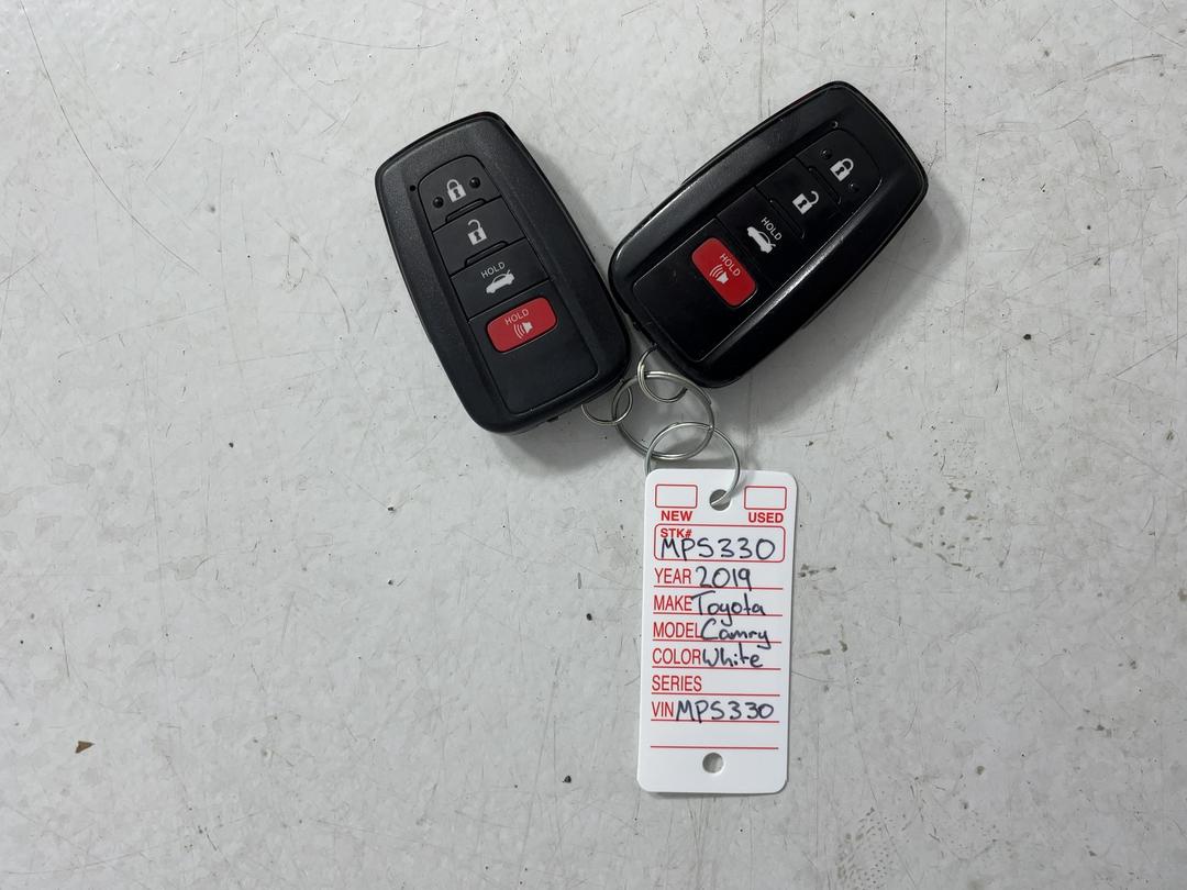 Photo '22' of Toyota Camry