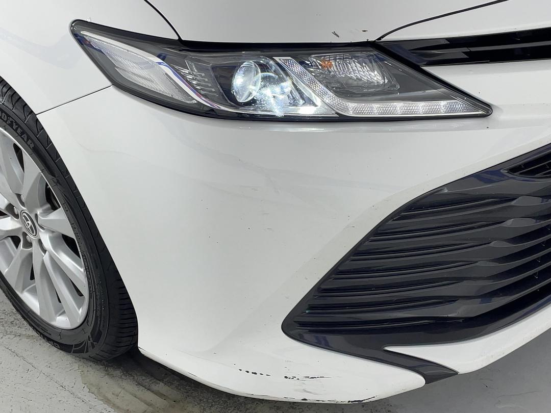 Photo '23' of Toyota Camry