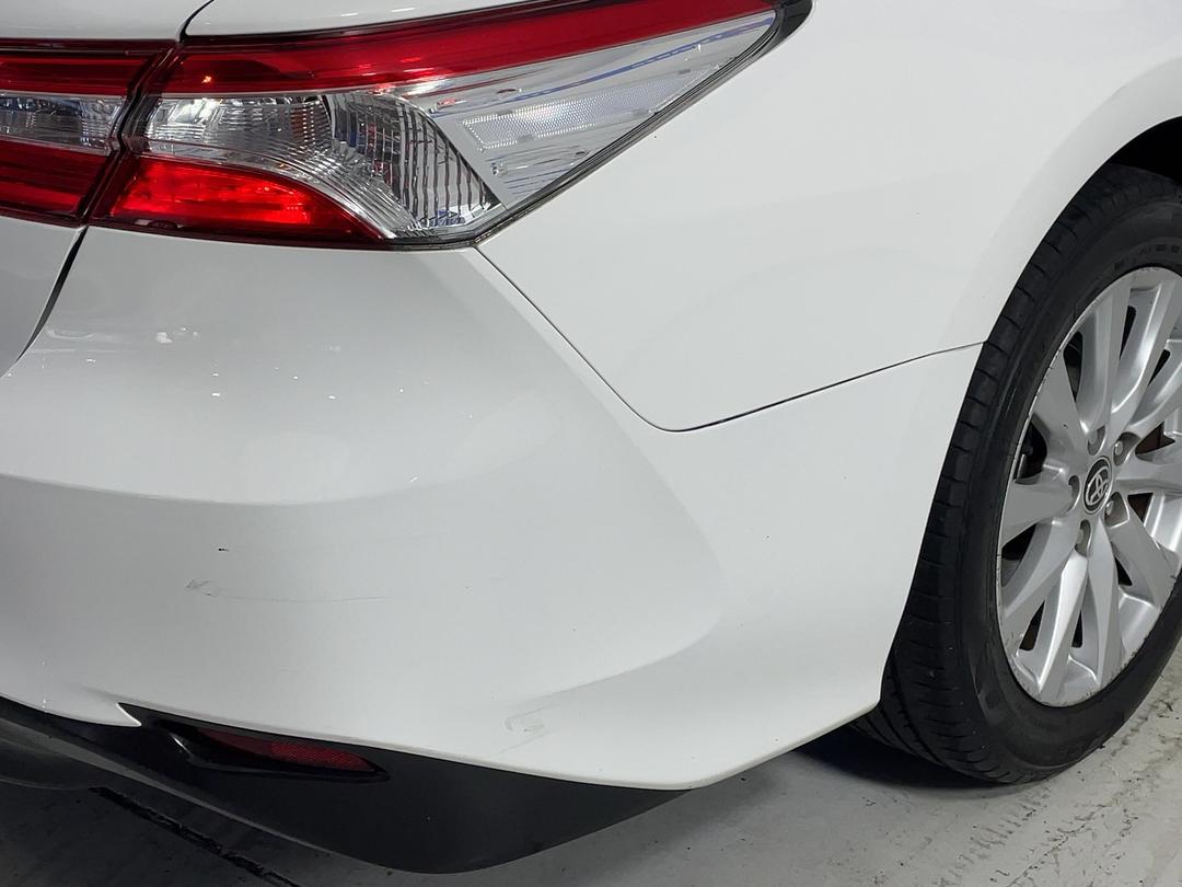 Photo '27' of Toyota Camry