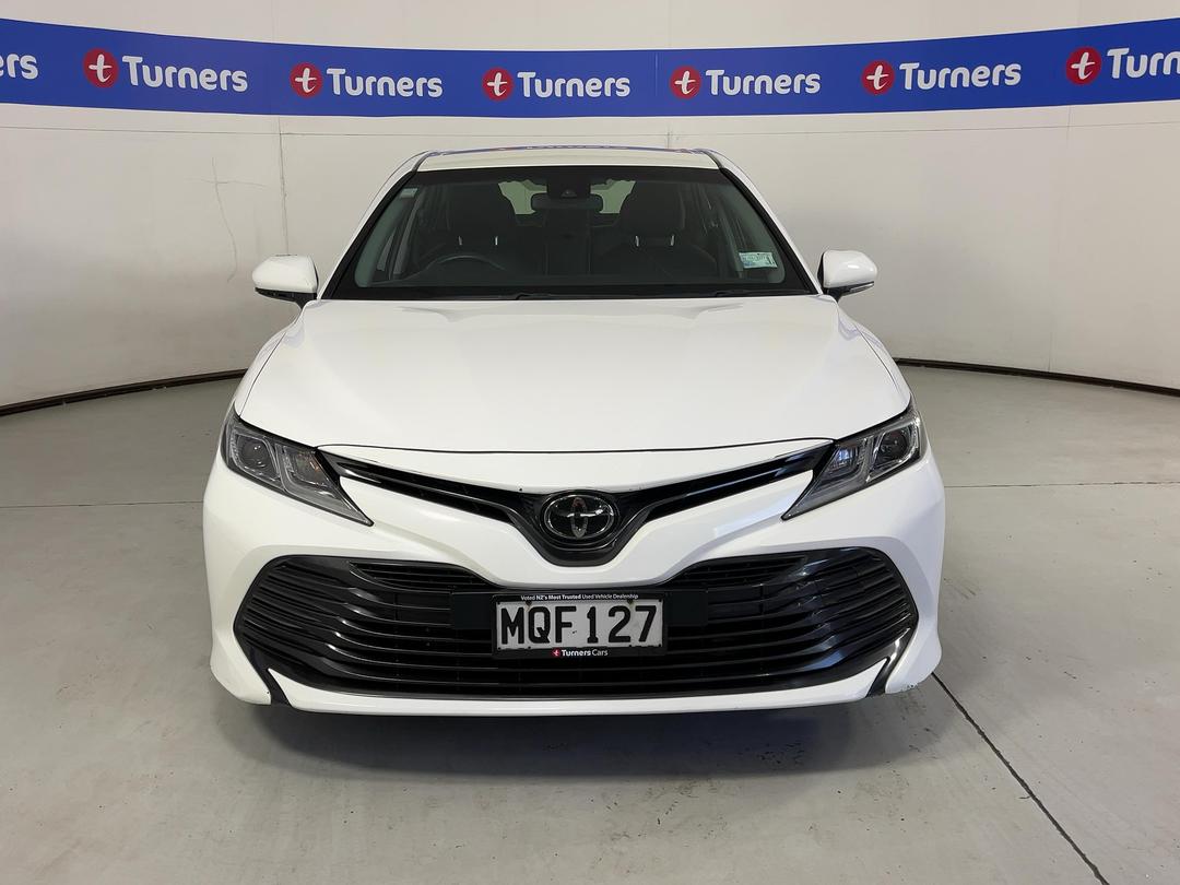 Photo '2' of Toyota Camry