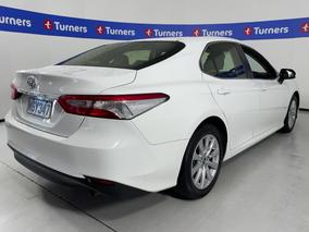 Photo '7' of Toyota Camry