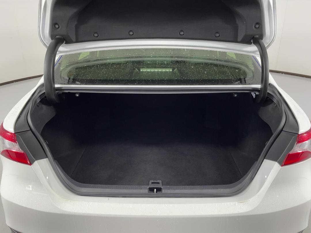 Photo '14' of Toyota Camry