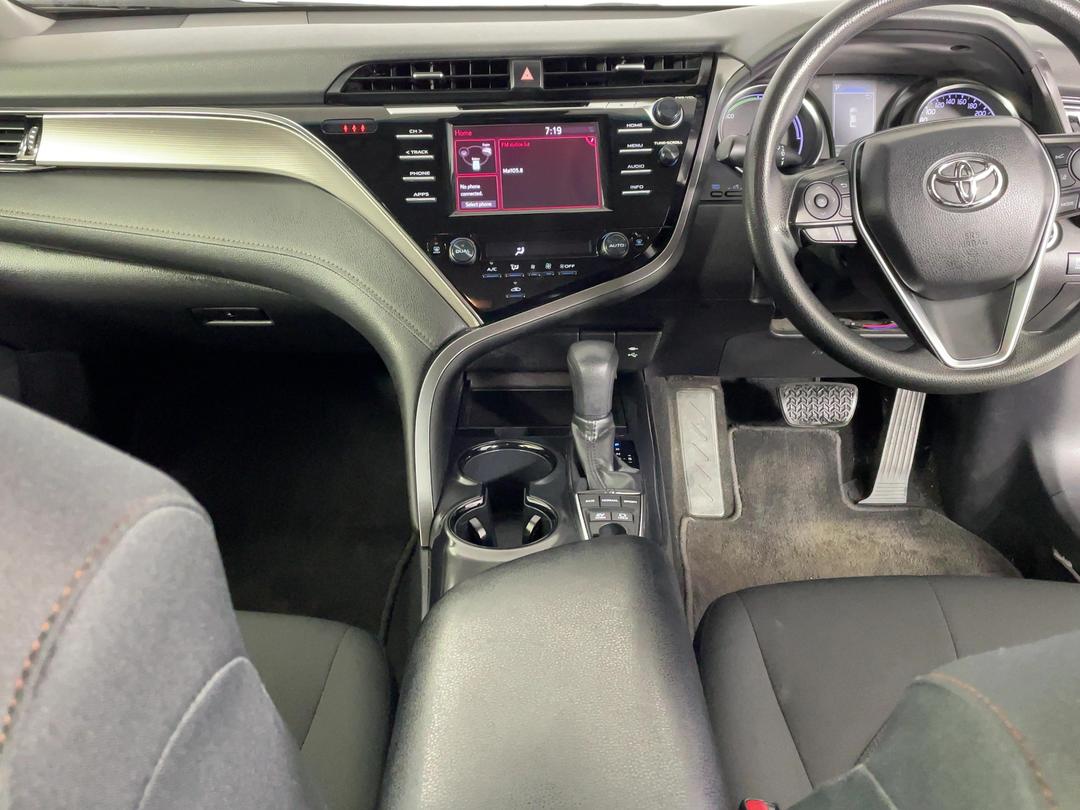 Photo '17' of Toyota Camry