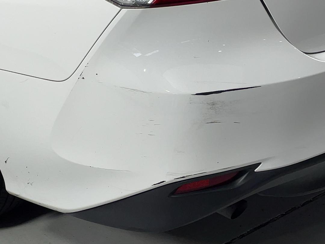 Photo '29' of Toyota Camry