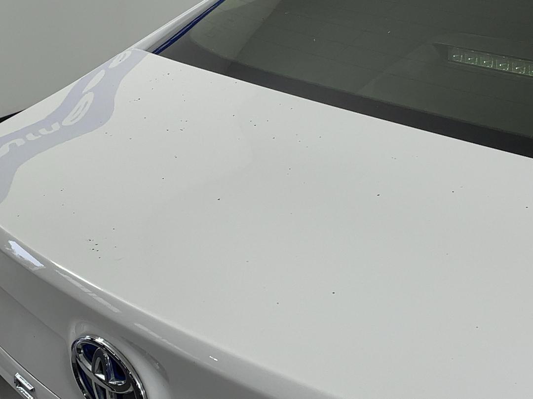 Photo '32' of Toyota Camry