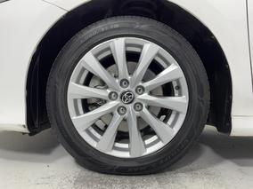 Photo '10' of Toyota Camry