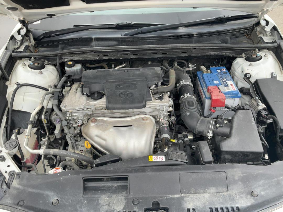 Photo '2' of Toyota Camry GL