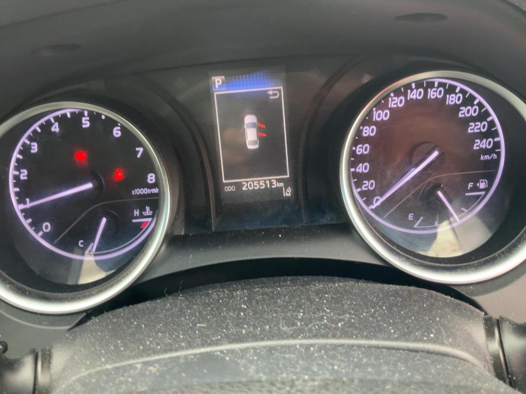 Photo '12' of Toyota Camry GL