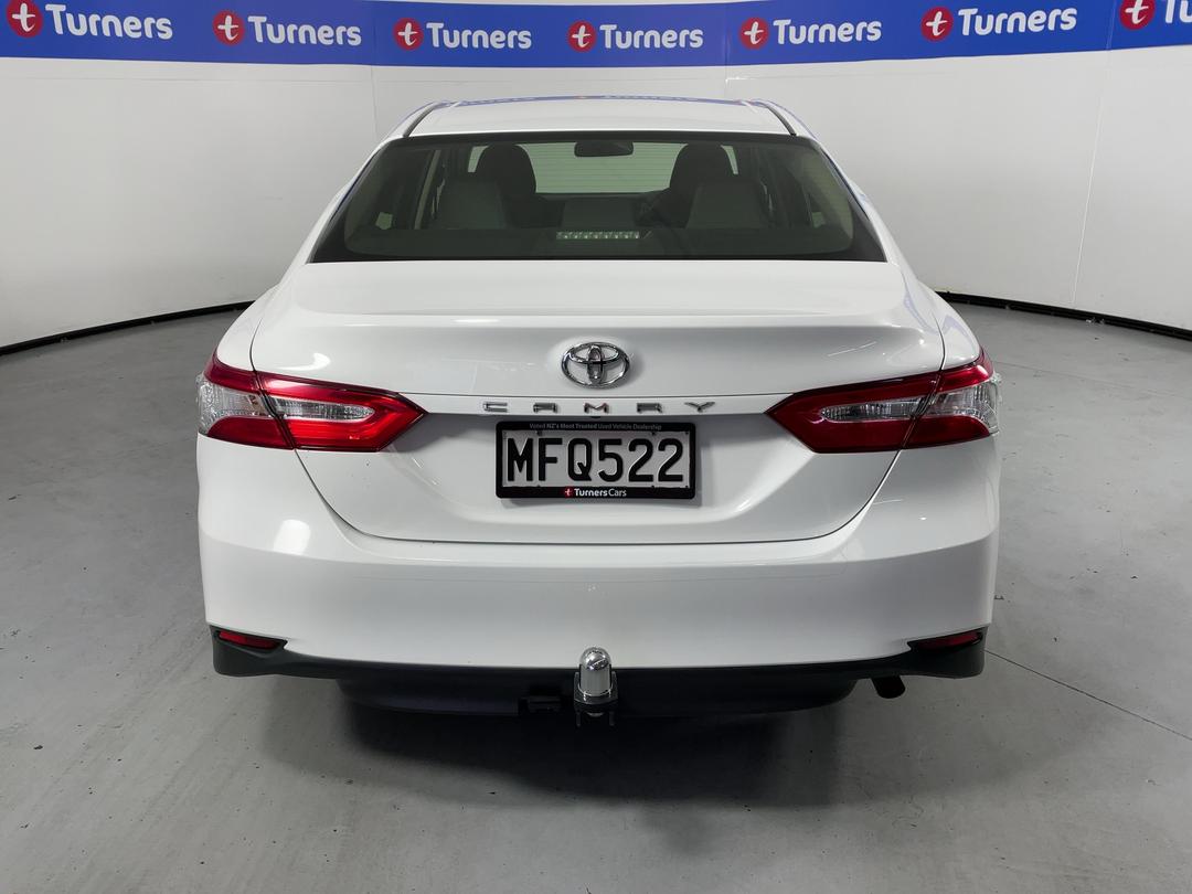 Photo '6' of Toyota Camry