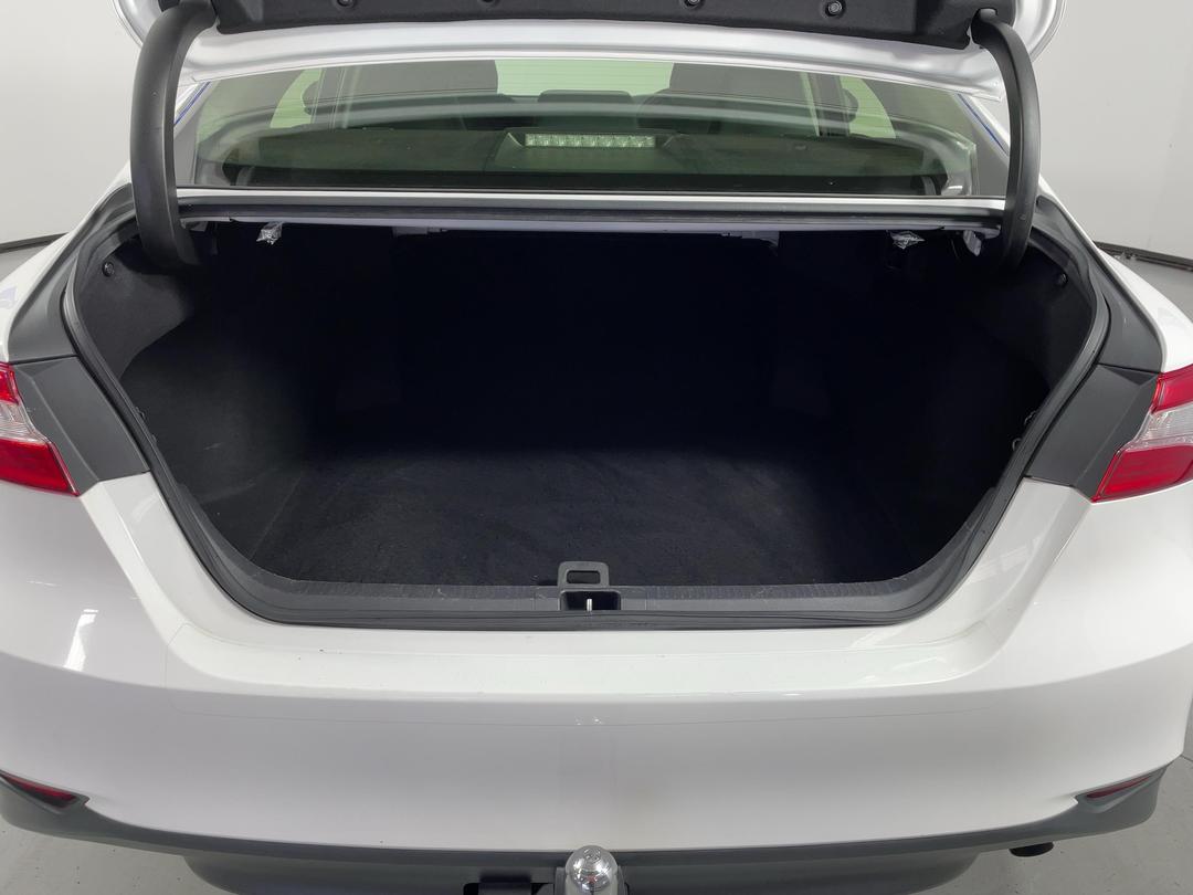 Photo '14' of Toyota Camry