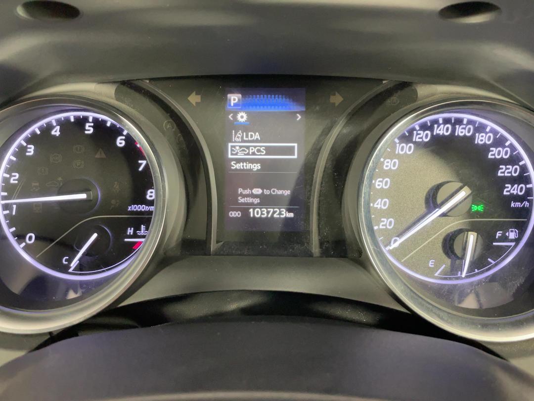 Photo '21' of Toyota Camry