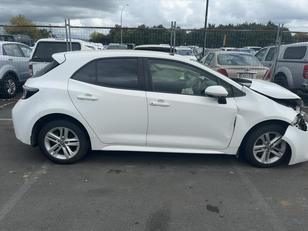 Photo '6' of Toyota Corolla GX