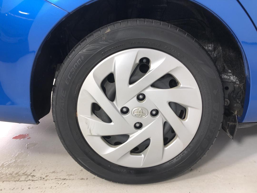 Photo '12' of Toyota Corolla