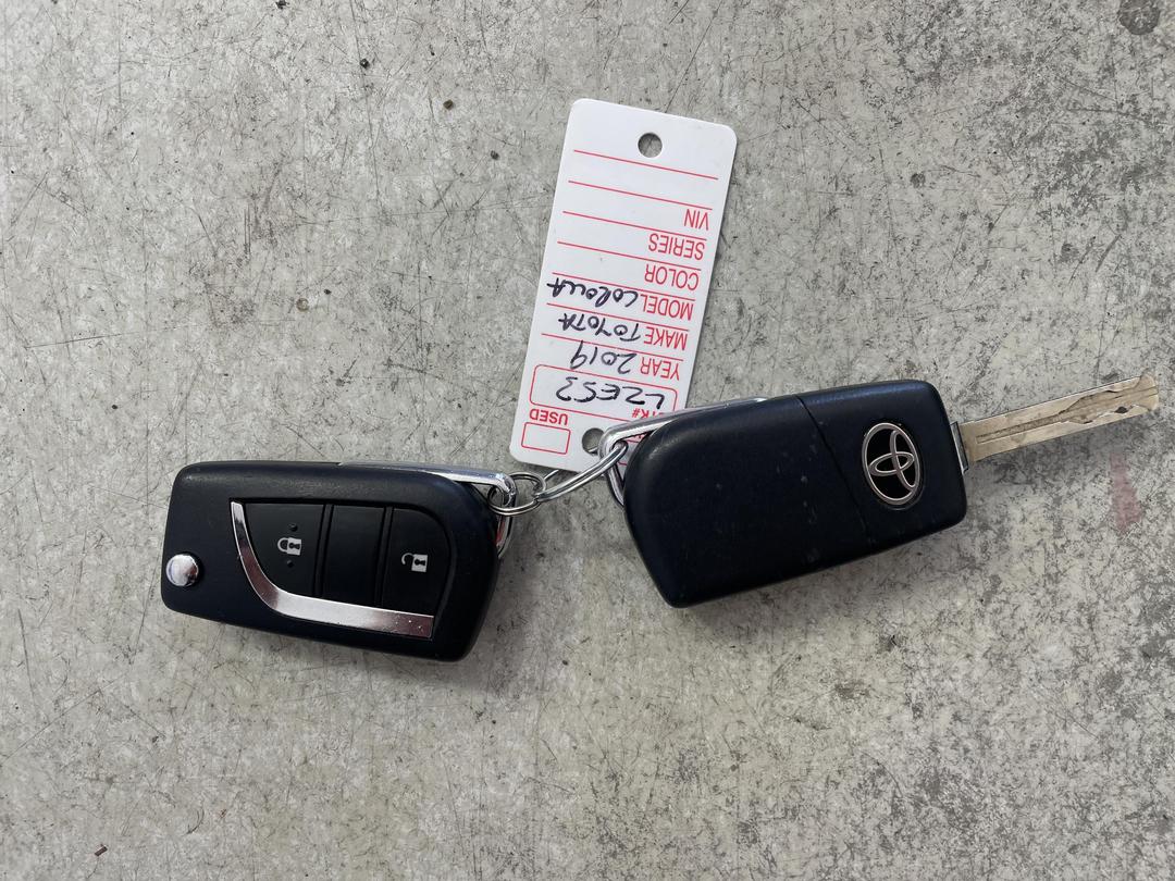 Photo '22' of Toyota Corolla