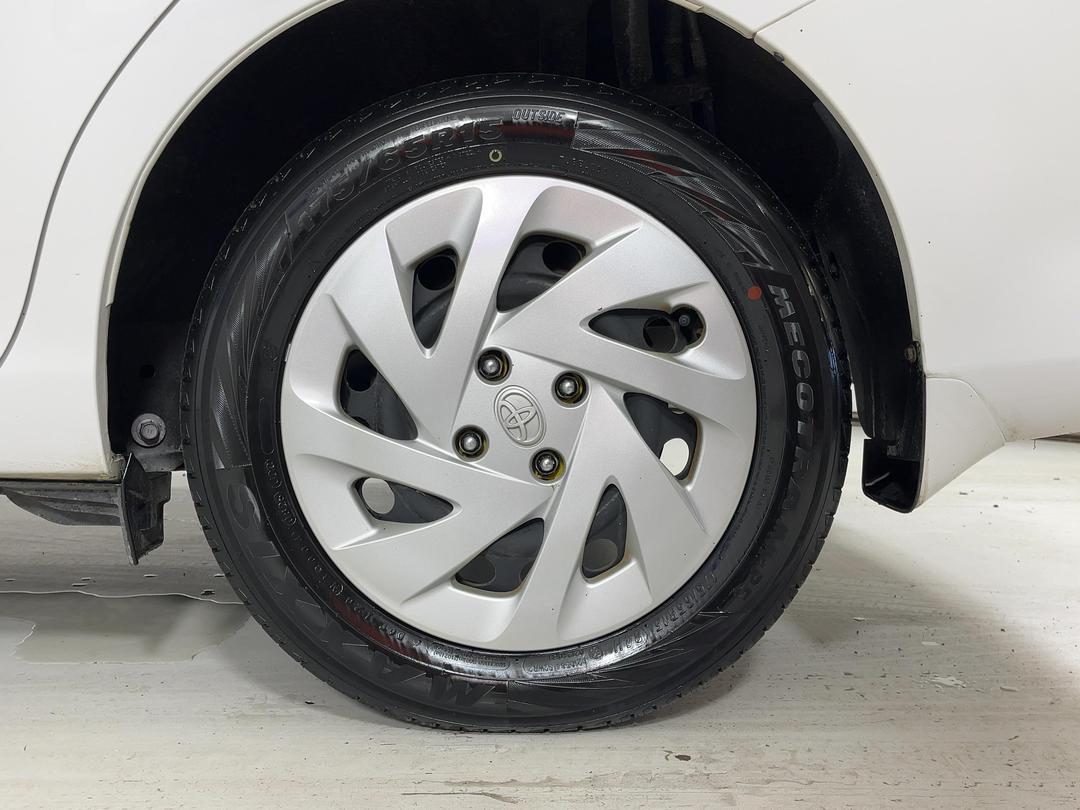 Photo '11' of Toyota Corolla