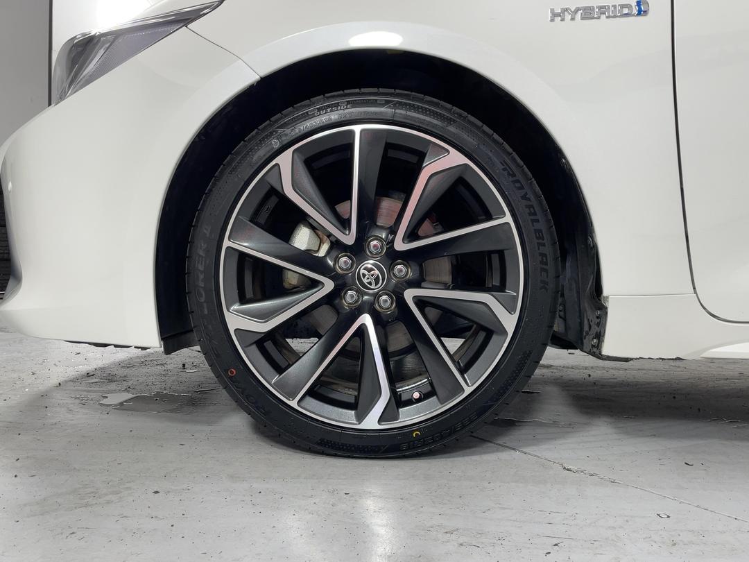 Photo '10' of Toyota Corolla