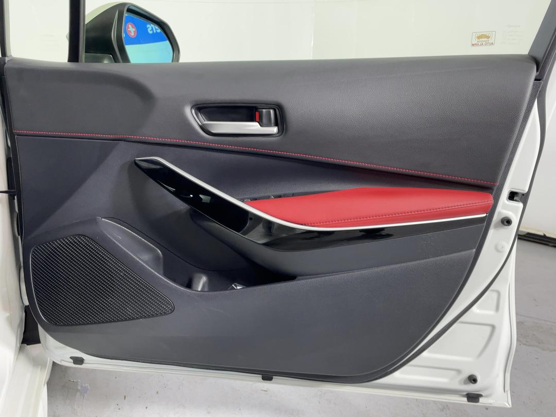 Photo '15' of Toyota Corolla