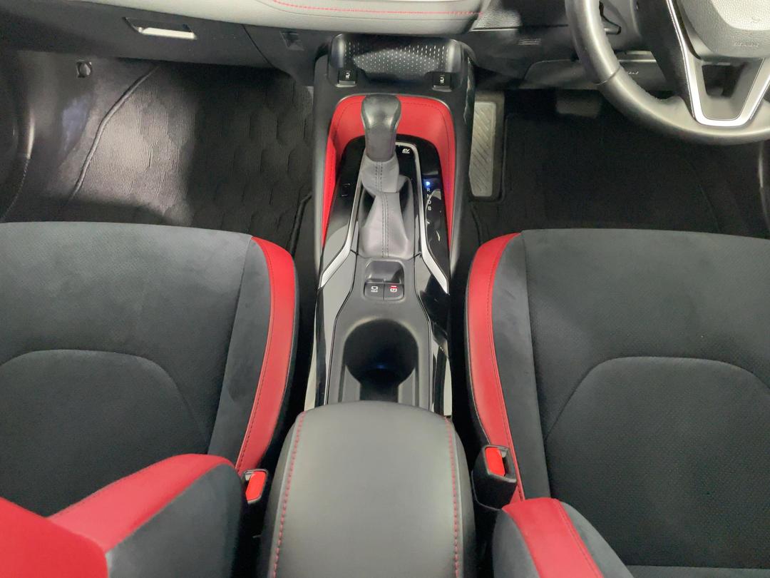 Photo '18' of Toyota Corolla
