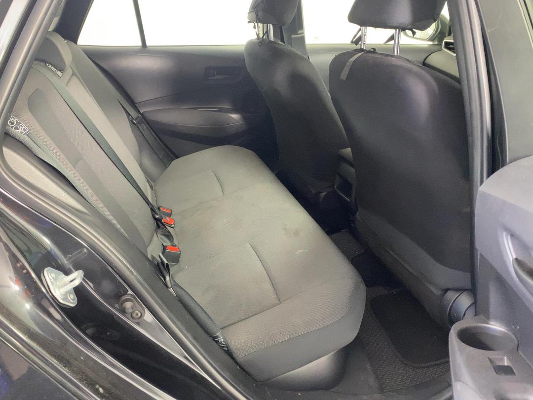 Photo '18' of Toyota Corolla Photo '18' of Toyota Corolla