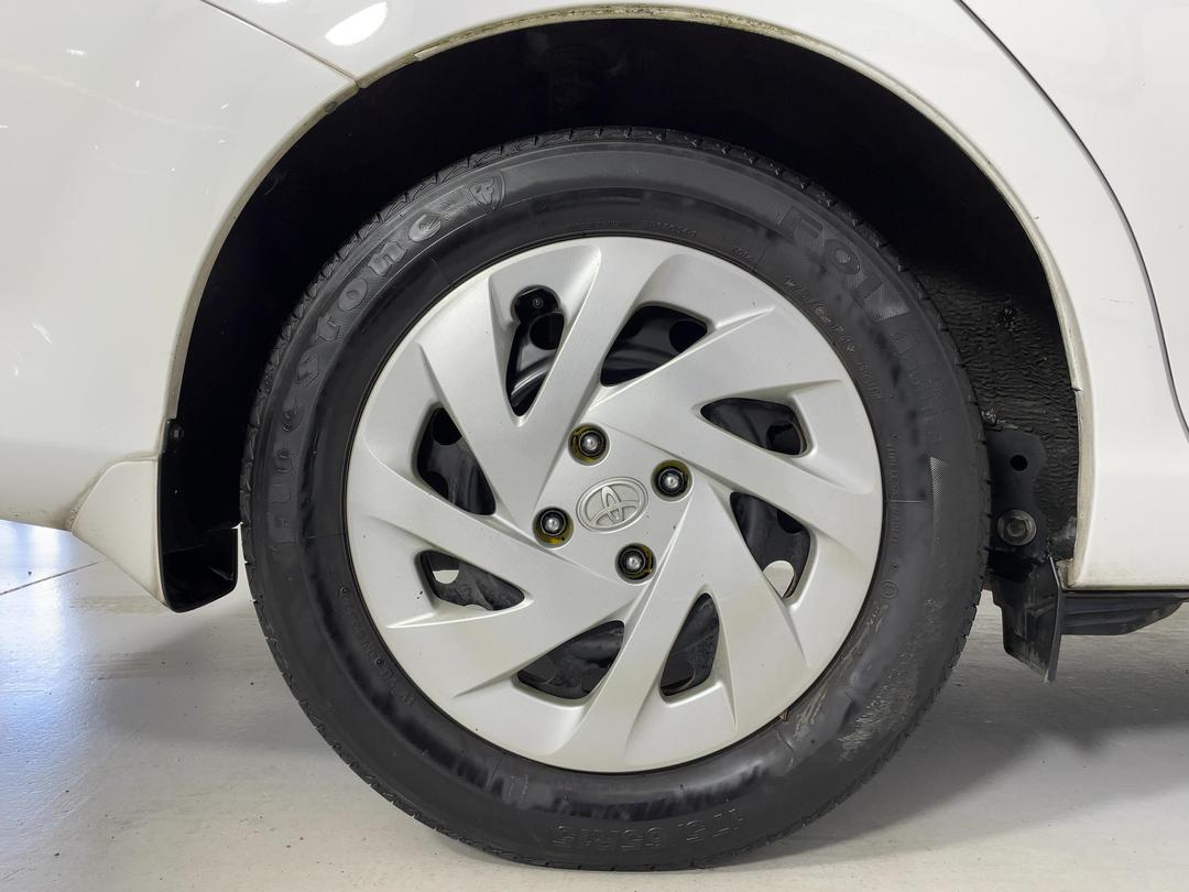 Photo '12' of Toyota Corolla