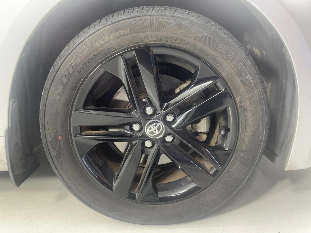 Photo '9' of Toyota Corolla