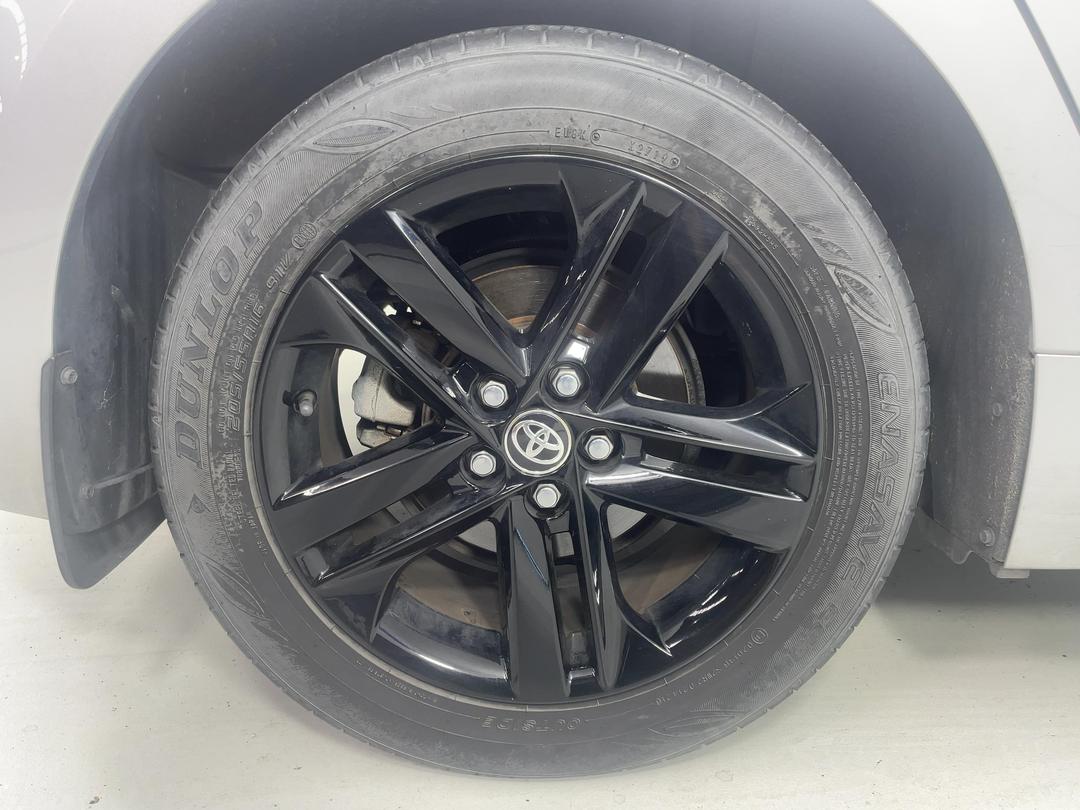 Photo '12' of Toyota Corolla