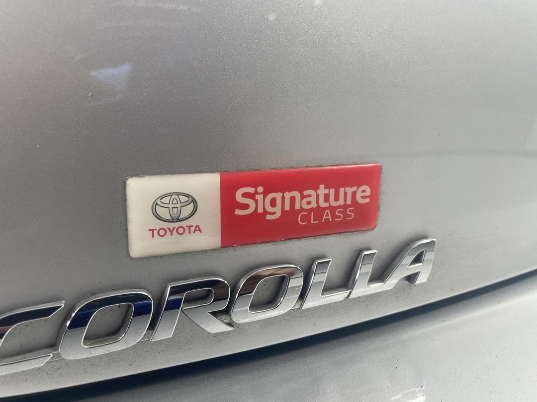 Photo '28' of Toyota Corolla
