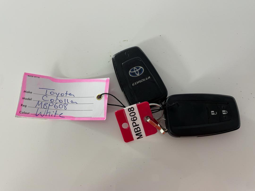 Photo '22' of Toyota Corolla