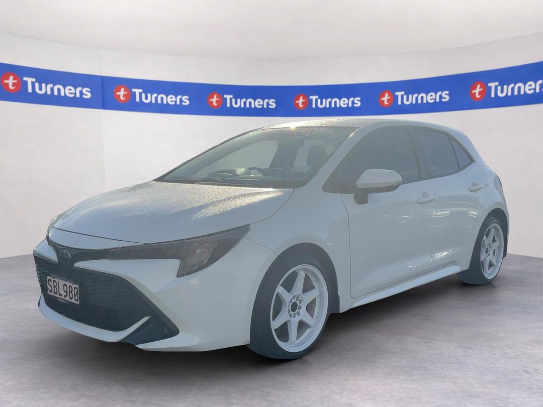 Photo '4' of Toyota Corolla
