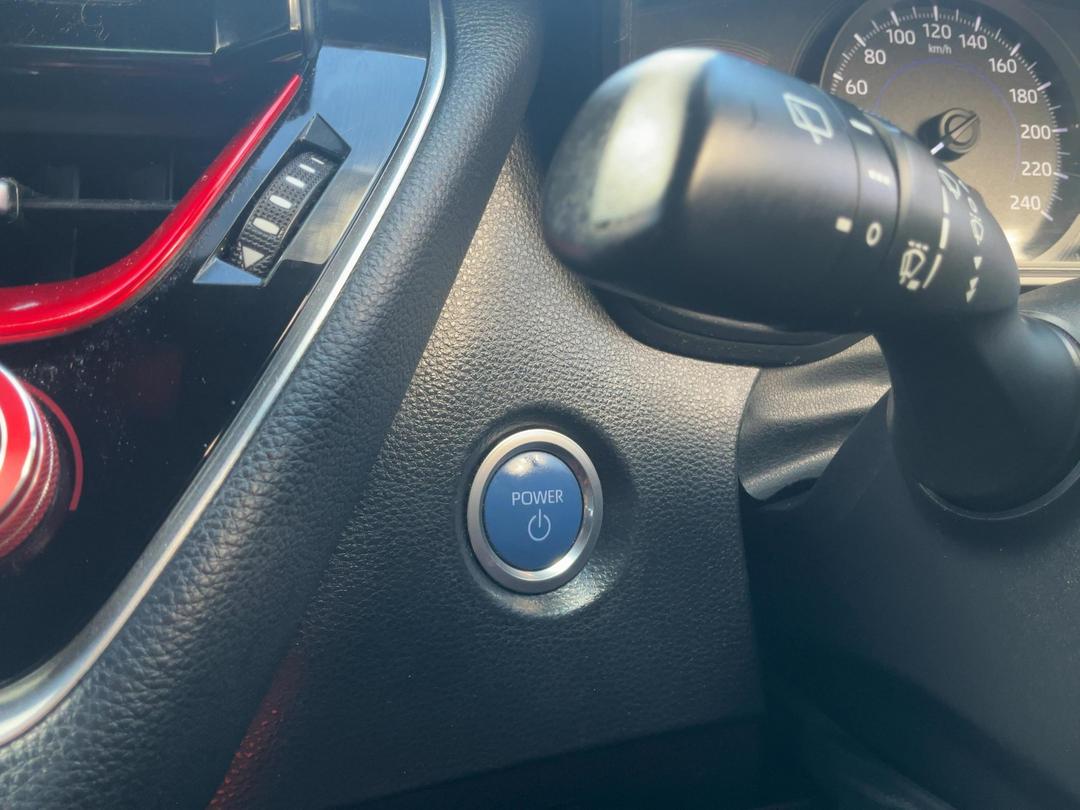 Photo '29' of Toyota Corolla