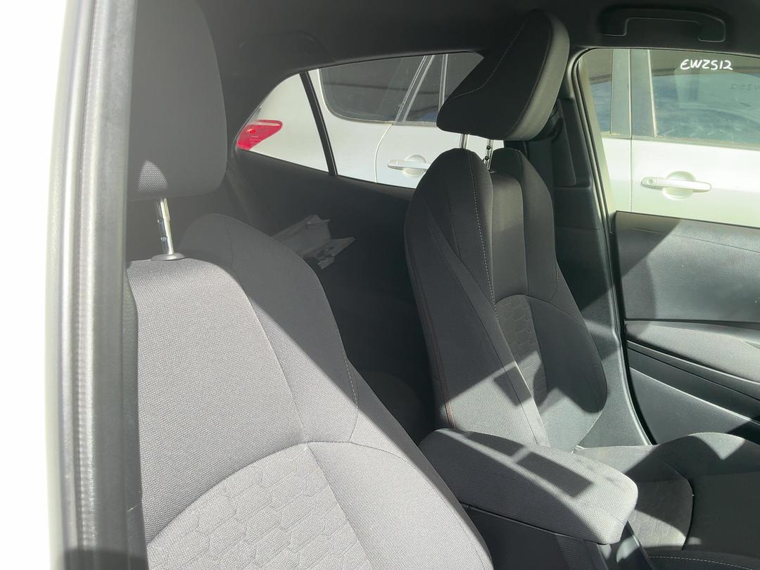 Photo '14' of Toyota Corolla GX Photo '14' of Toyota Corolla GX