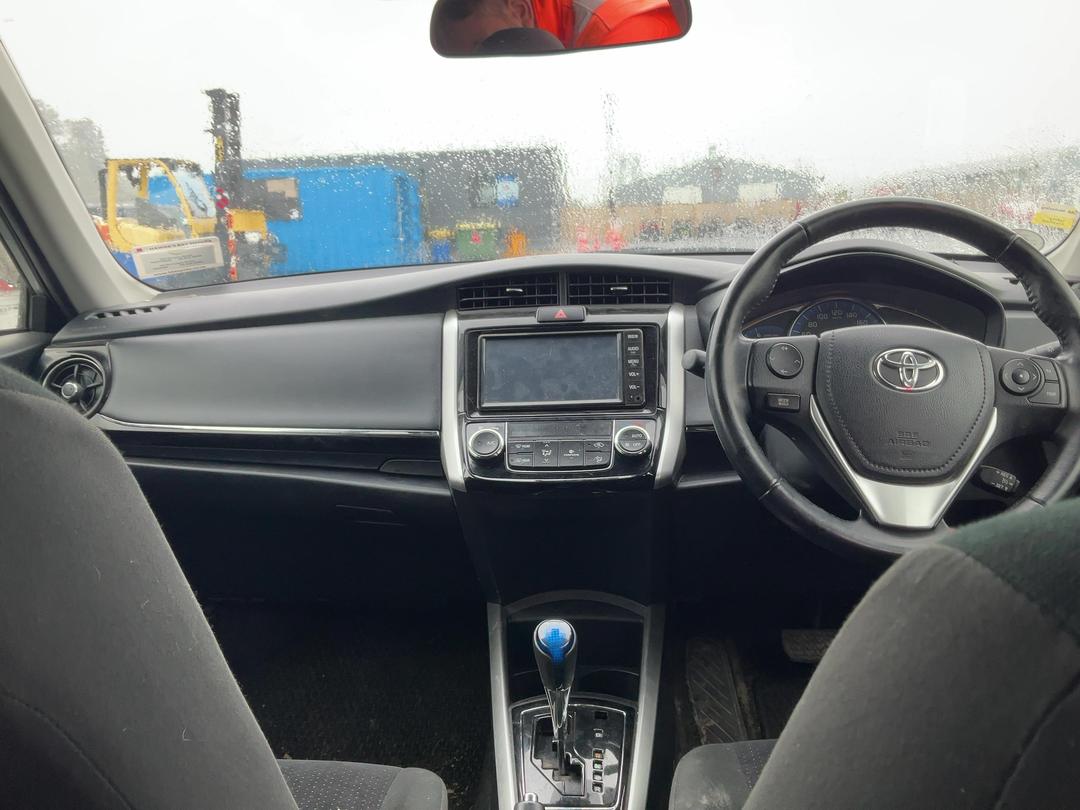 Photo '12' of Toyota Corolla Fielder Photo '12' of Toyota Corolla Fielder