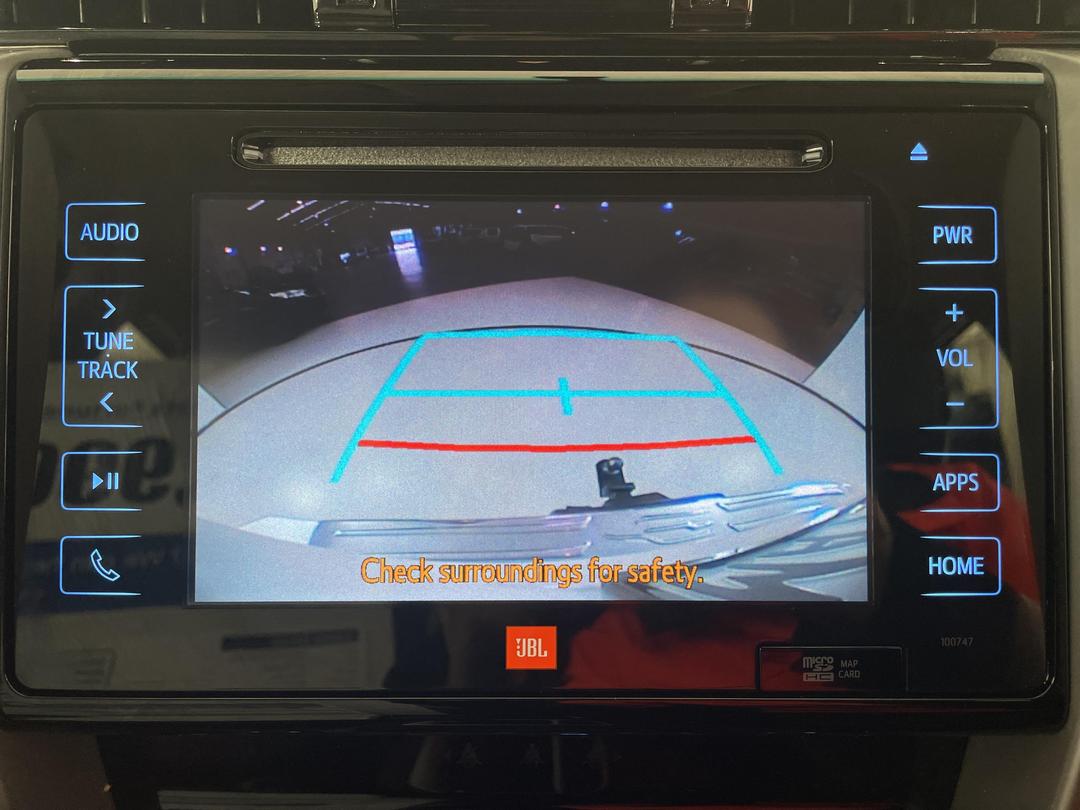 Photo '31' of Toyota Fortuner