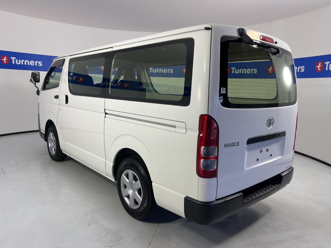 Photo '5' of Toyota Hiace