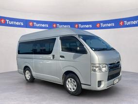 Photo '1' of Toyota Hiace