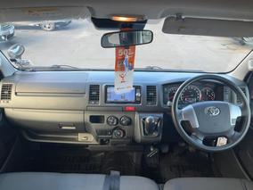 Photo '17' of Toyota Hiace