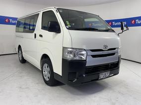 Photo '1' of Toyota Hiace