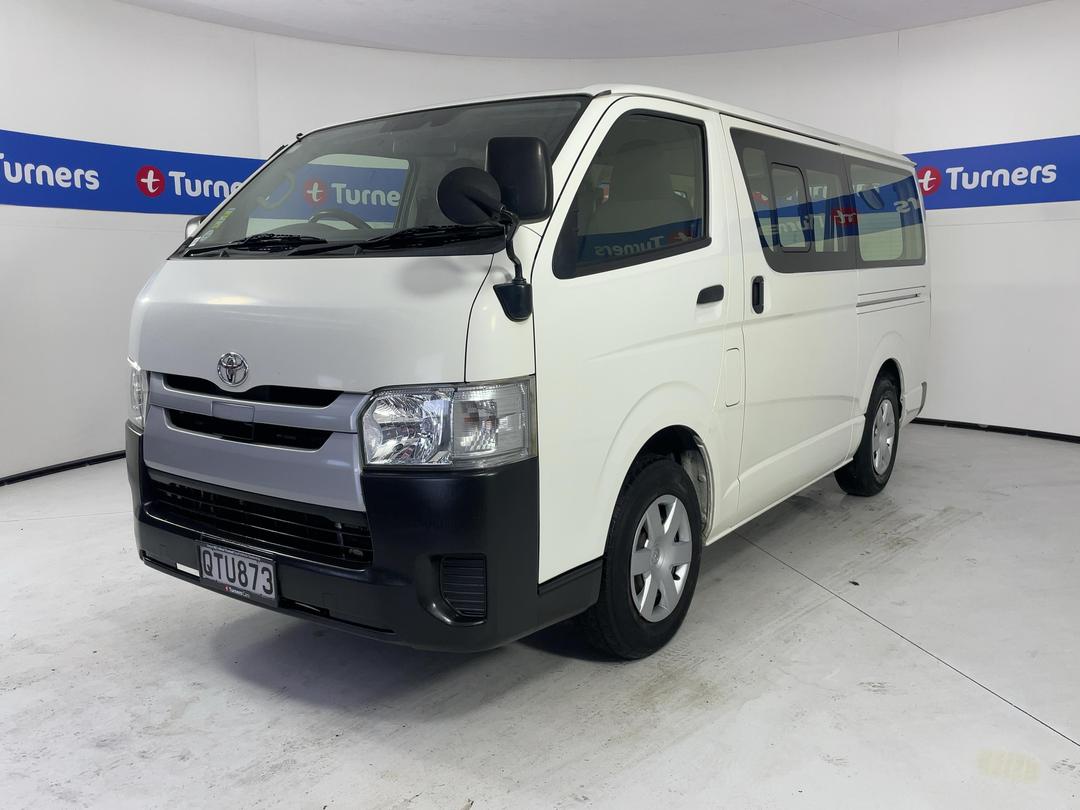 Photo '4' of Toyota Hiace