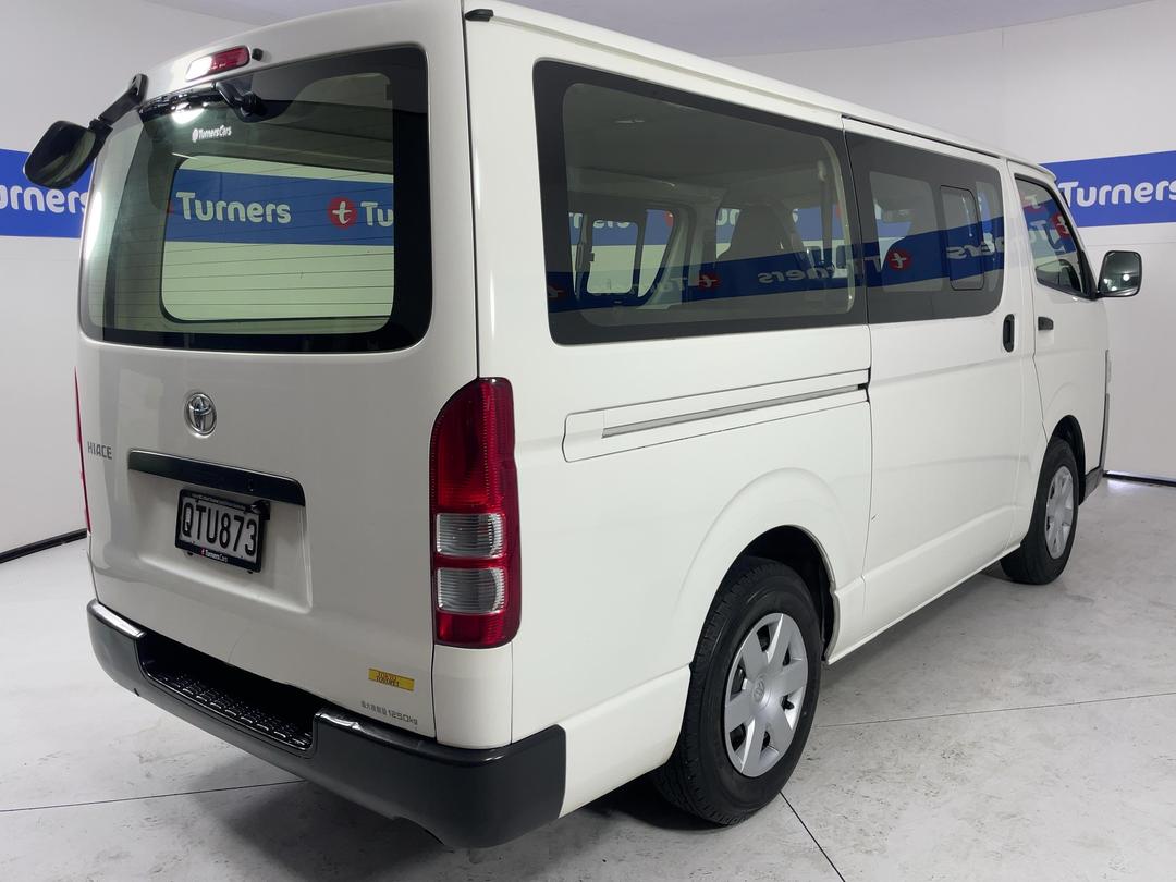 Photo '7' of Toyota Hiace