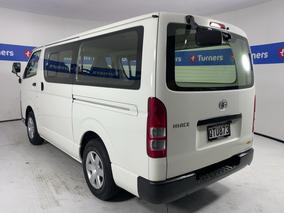 Photo '5' of Toyota Hiace