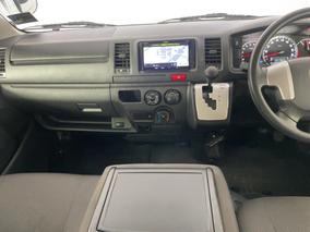 Photo '18' of Toyota Hiace