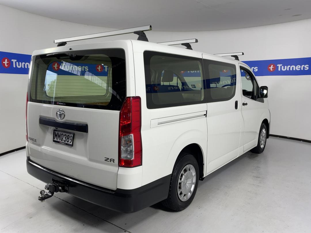 Photo '7' of Toyota Hiace